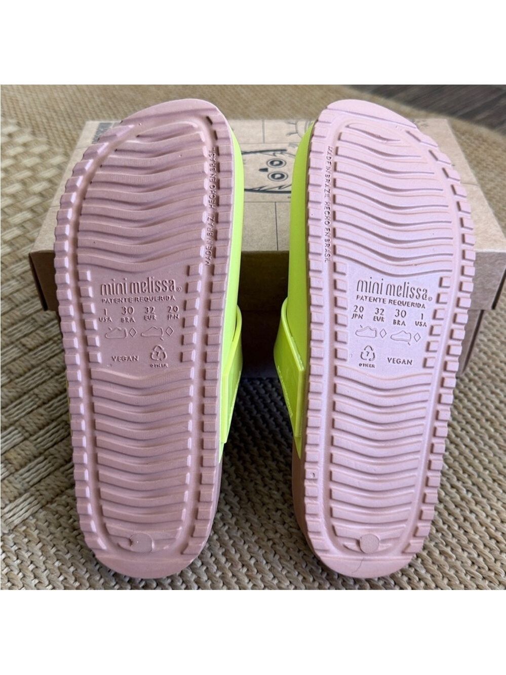 Mini Melissa Kids' Green/Brown Water Resistant Cozy Clog—13 - Picture 10 of 10